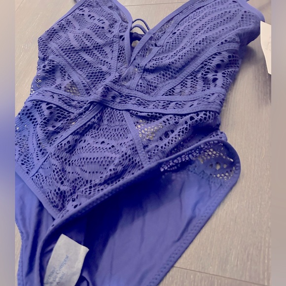 BECCA COLORPLAY PLUNGE ONE PIECE SWIMSUIT Blue WOMEN'S SMALL 711027 NWT - Picture 3 of 4